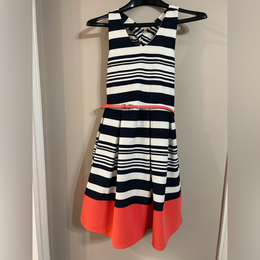 4 Ever Free girls size 14 navy blue striped dress with coral accents.